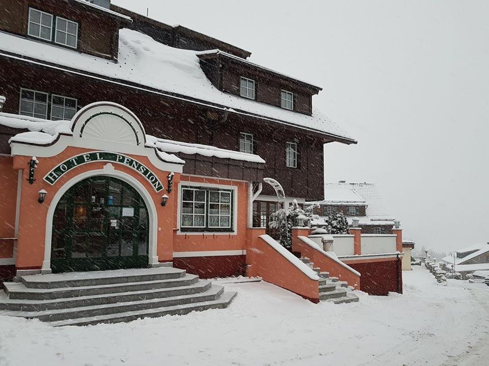 Hotel Tauplitzerhof Екстер'єр фото